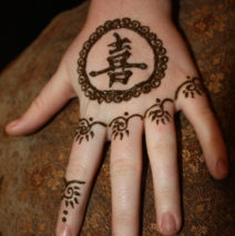 Henna Hand