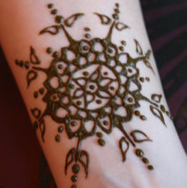 Henna Arm 11