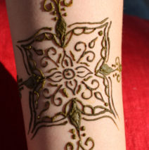 Henna Arm 5