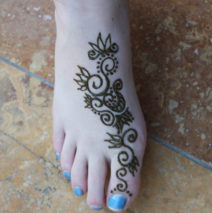 Henna foot 3