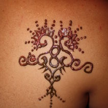 Henna Back 4