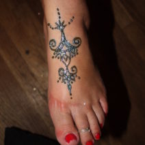 Henna foot 5