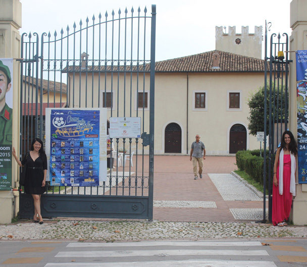 artists Mei Xian Qui & Brooke Harker in front of Villa Comunale di Frosinone